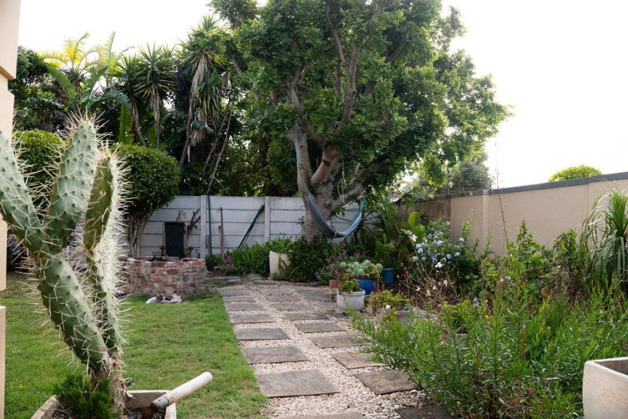 3 Bedroom Property for Sale in Summerstrand Eastern Cape